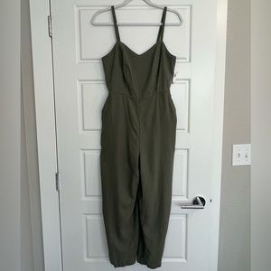Brand new, never worn green Old Navy jumpsuit